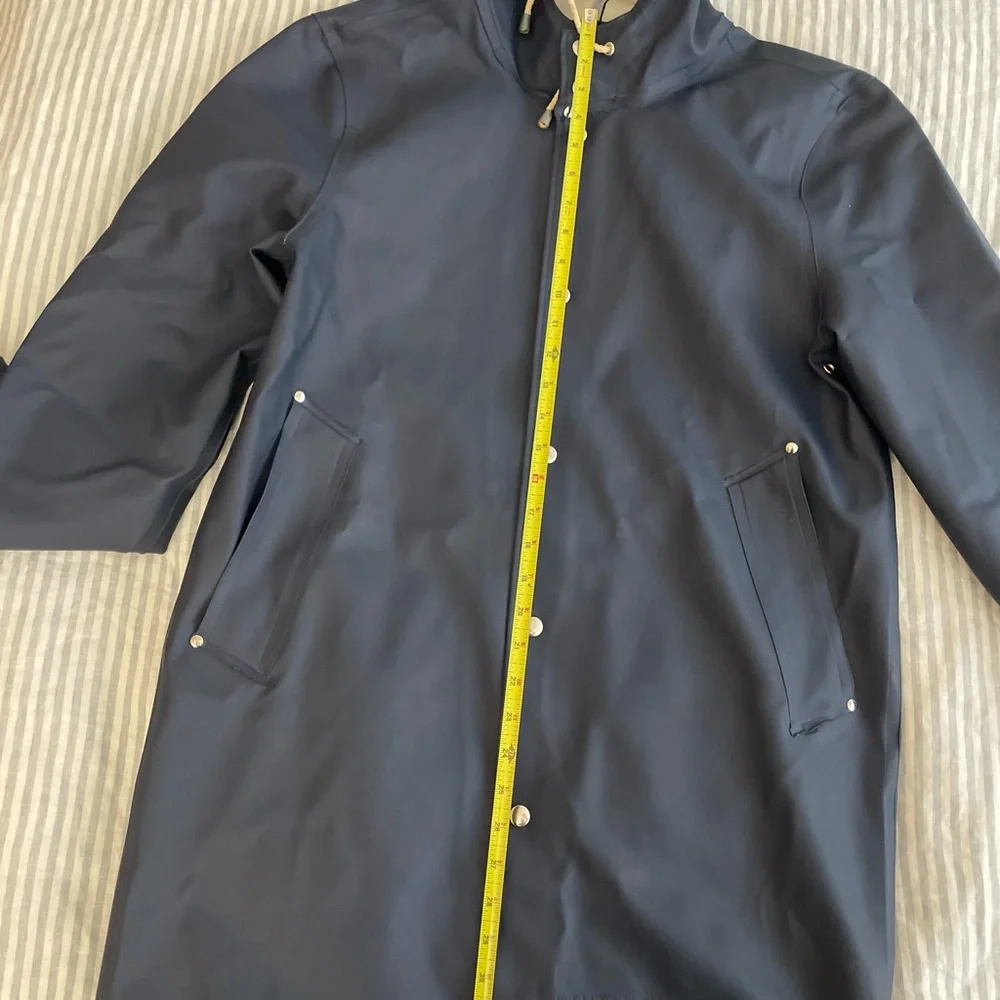 Stutterheim Stockholm Men's Navy raincoat - Picture 8 of 11